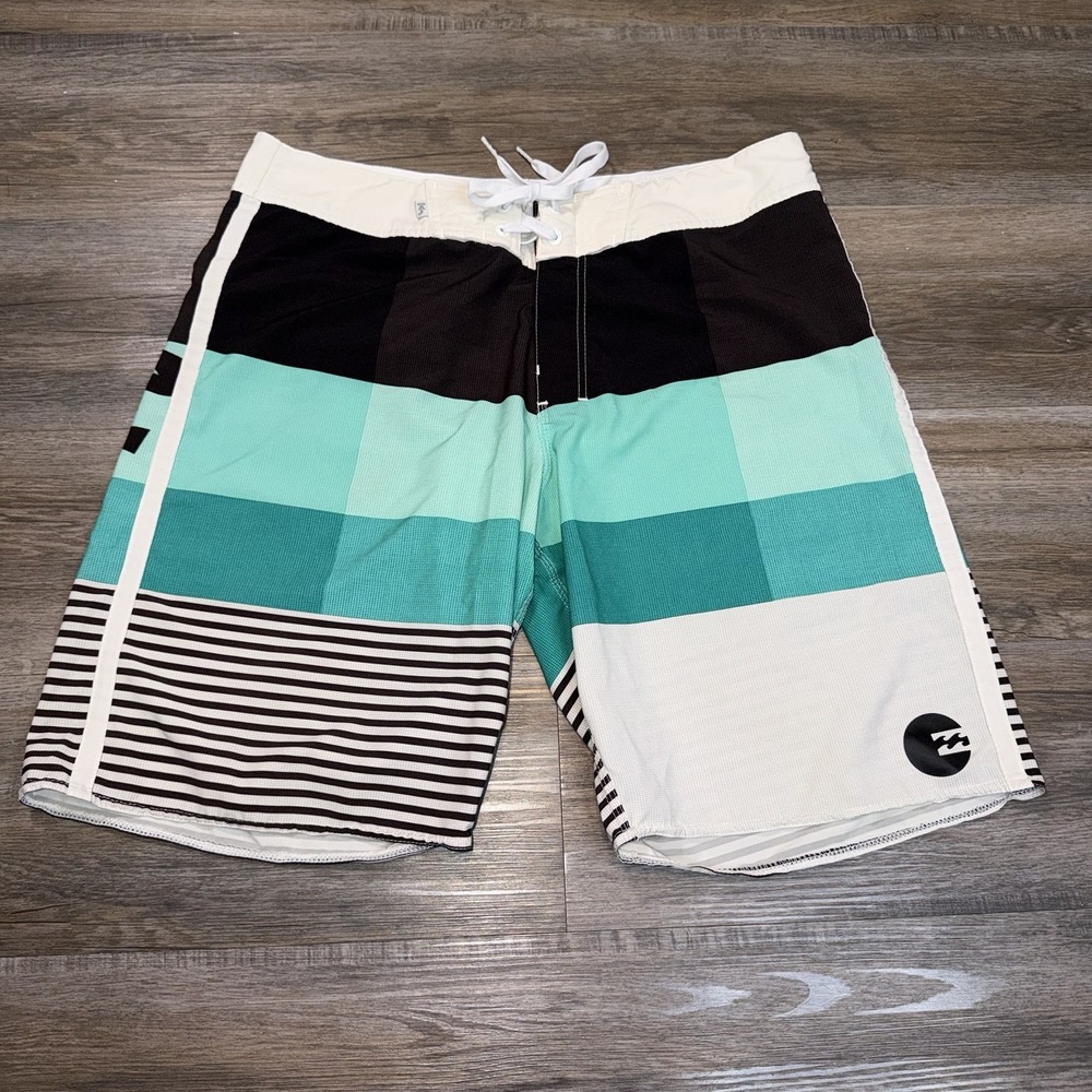 Billabong PlatimumX Taj Burrow Board Shorts Mens 35 Blue White Black Colorblock